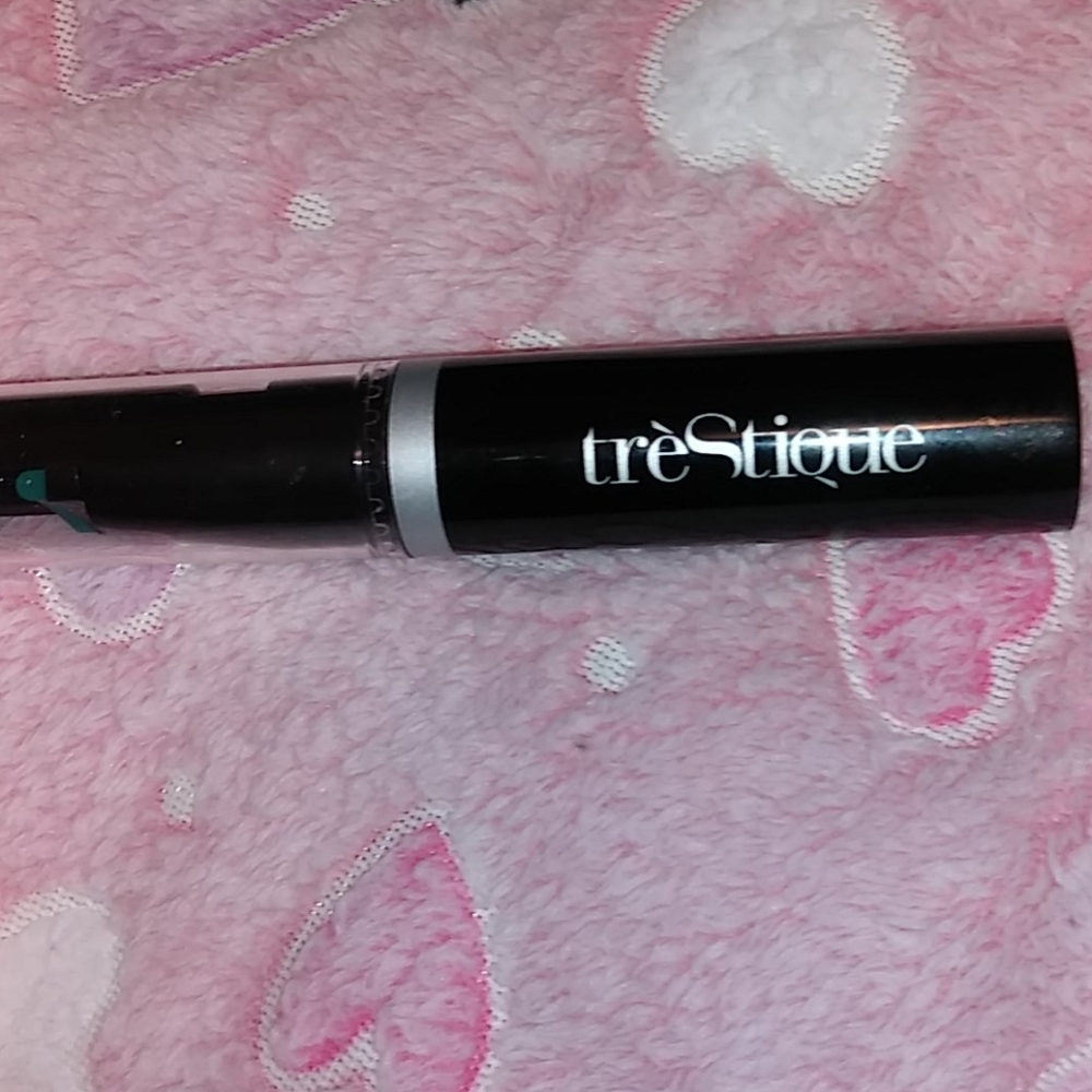 Mascara